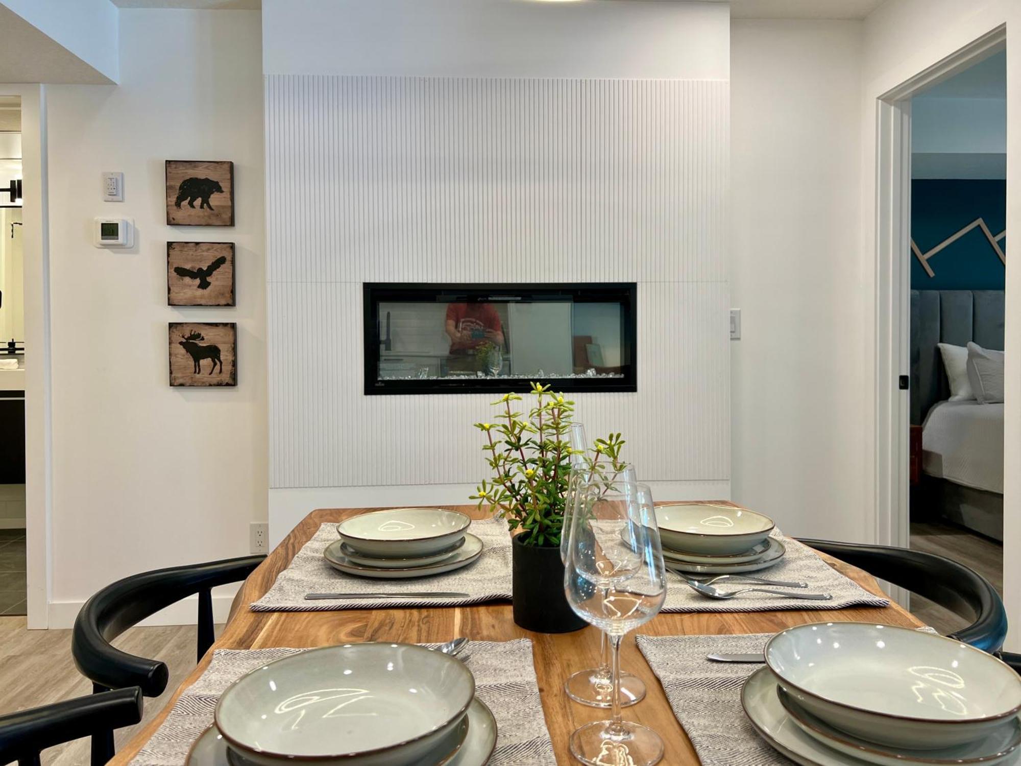 Apartament Special! New Downtown Mtn View Free Parking 2B&2B Canmore Zewnętrze zdjęcie