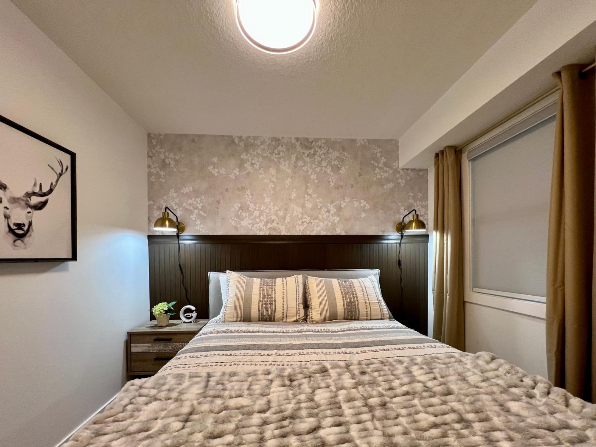 Apartament Special! New Downtown Mtn View Free Parking 2B&2B Canmore Zewnętrze zdjęcie