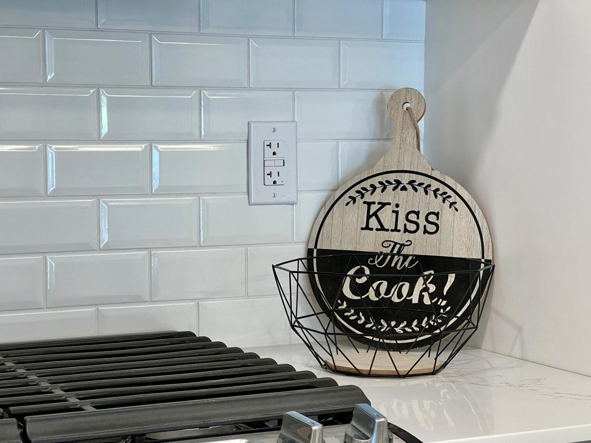 Apartament Special! New Downtown Mtn View Free Parking 2B&2B Canmore Zewnętrze zdjęcie